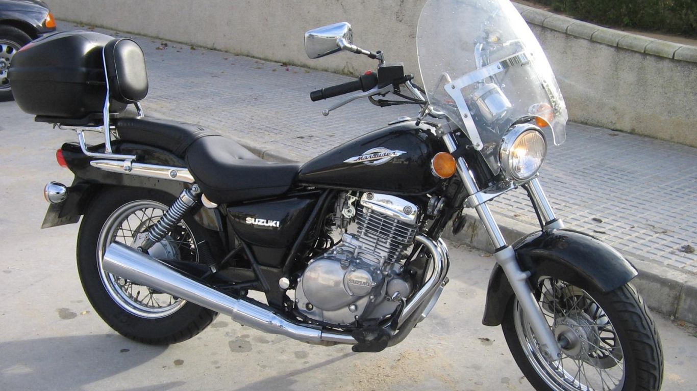 Мотоцикл Suzuki модели Marauder 125