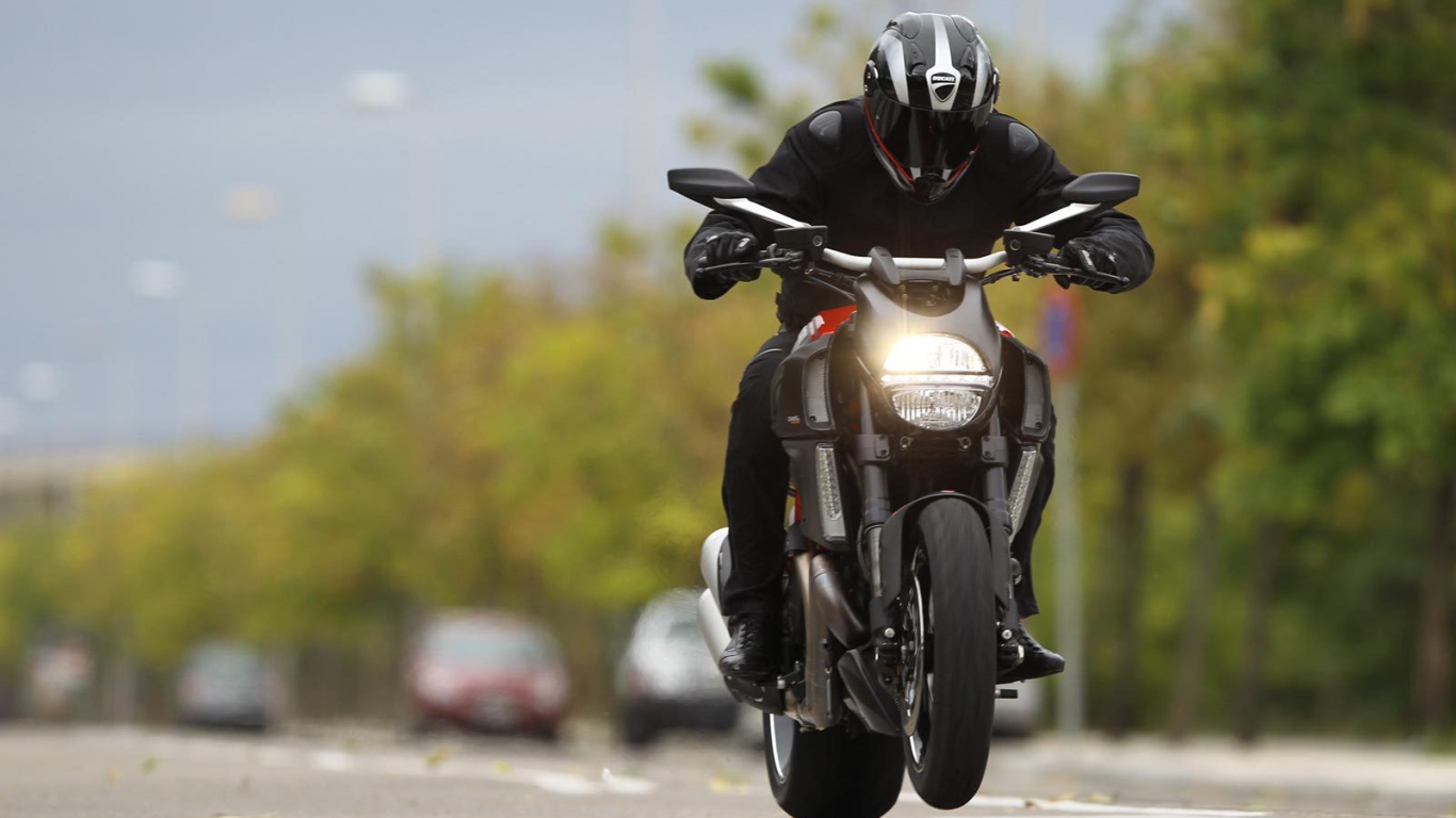 New bike Ducati Diavel 