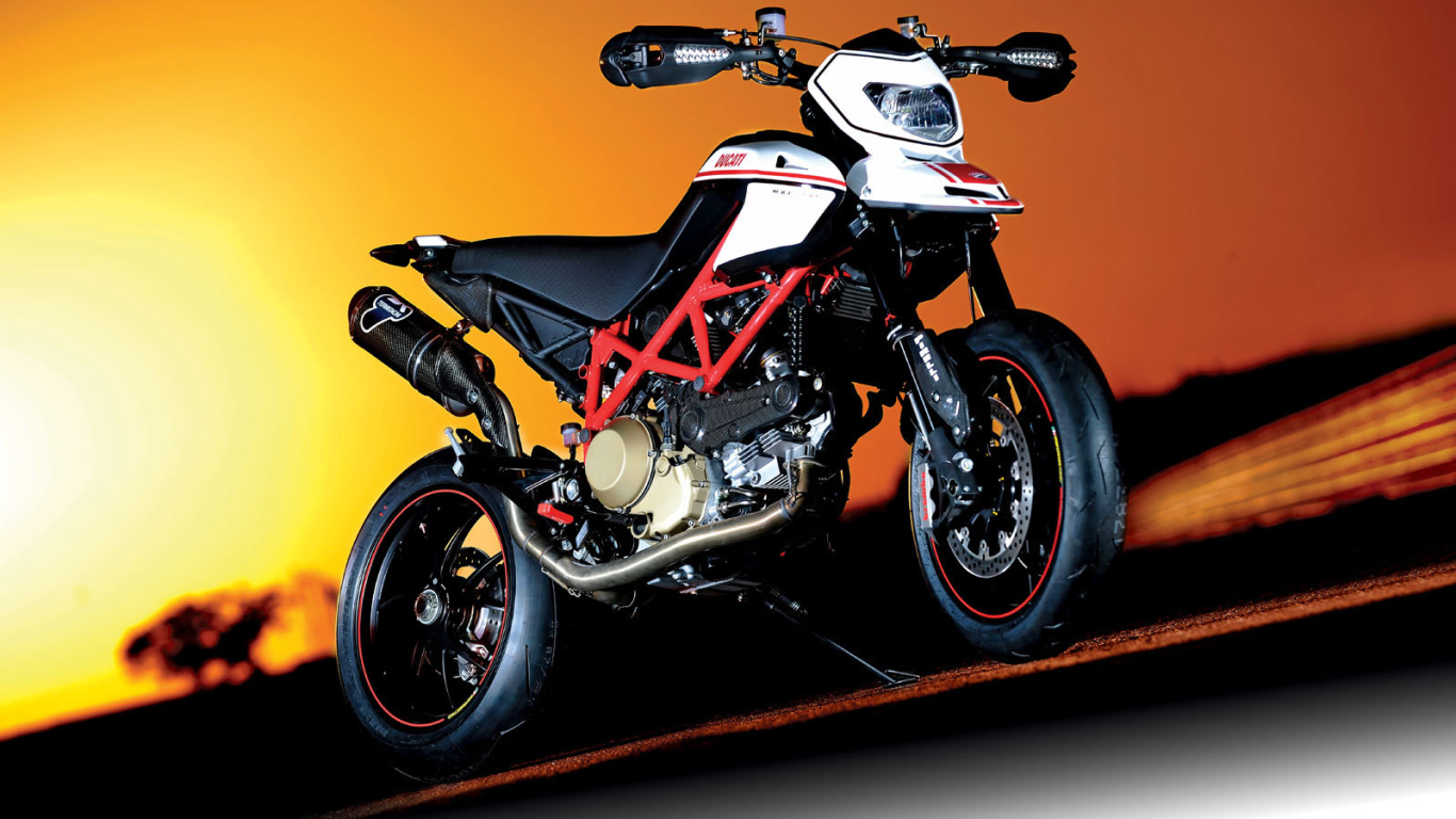 Новый мотоцикл Ducati Hypermotard SP