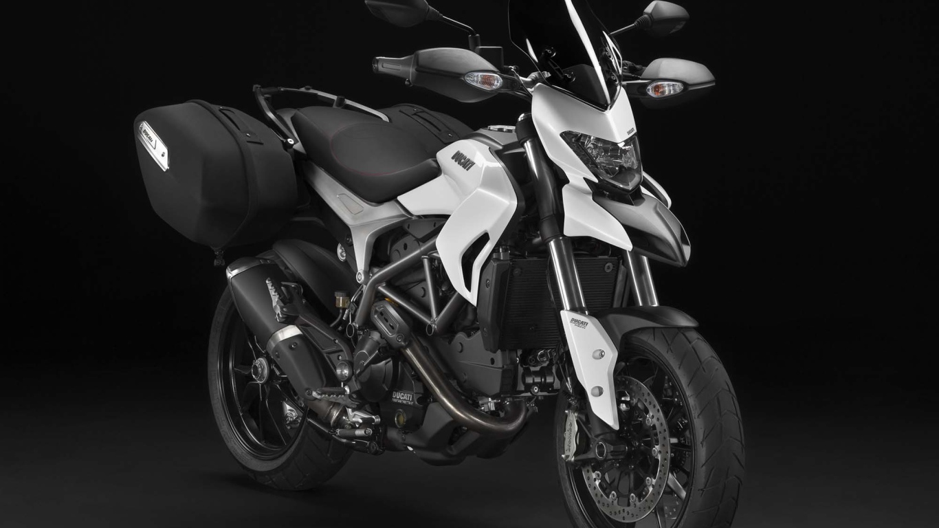 Новый мотоцикл Ducati Hyperstrada