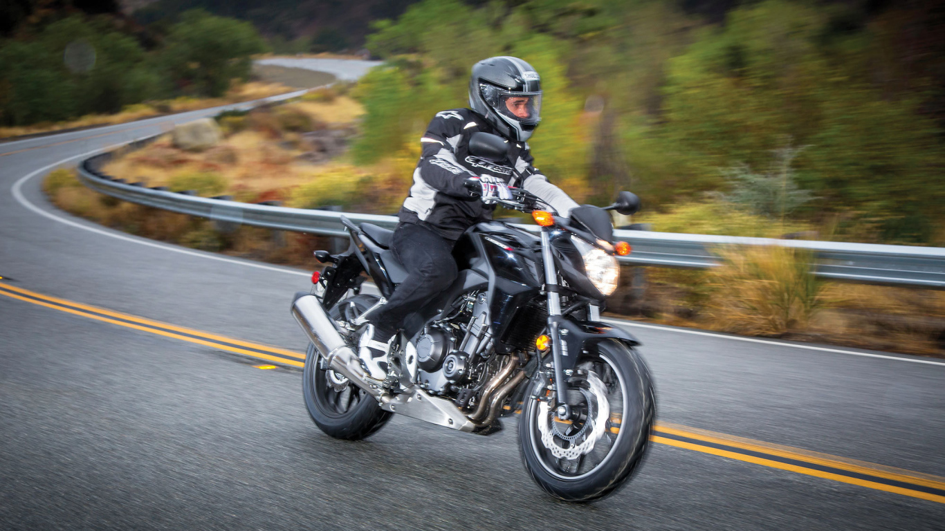 Быстрый мотоцикл Новый мотоцикл Honda CB 500 F