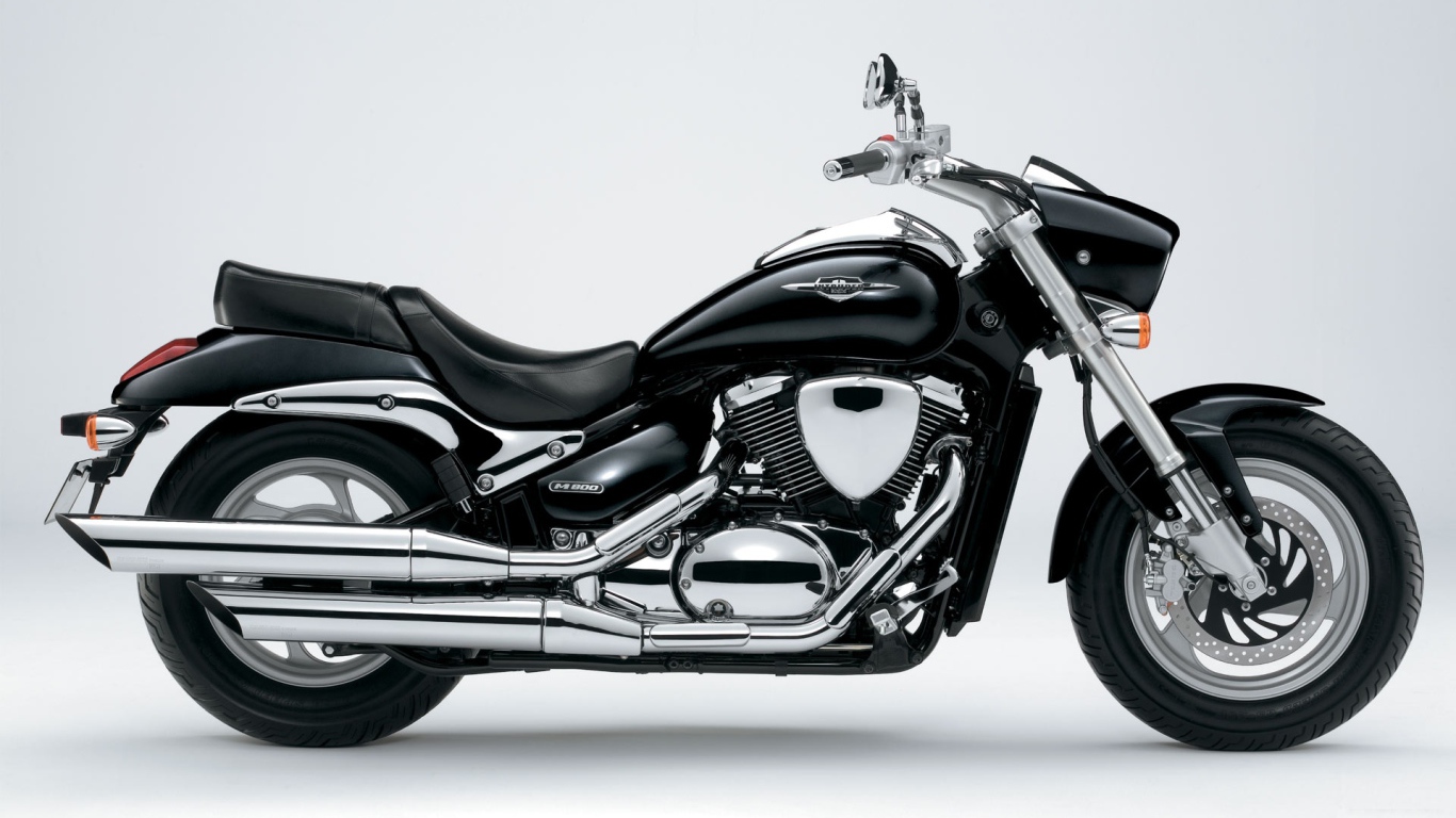 Новый надежный мотоцикл Suzuki Intruder C1500T