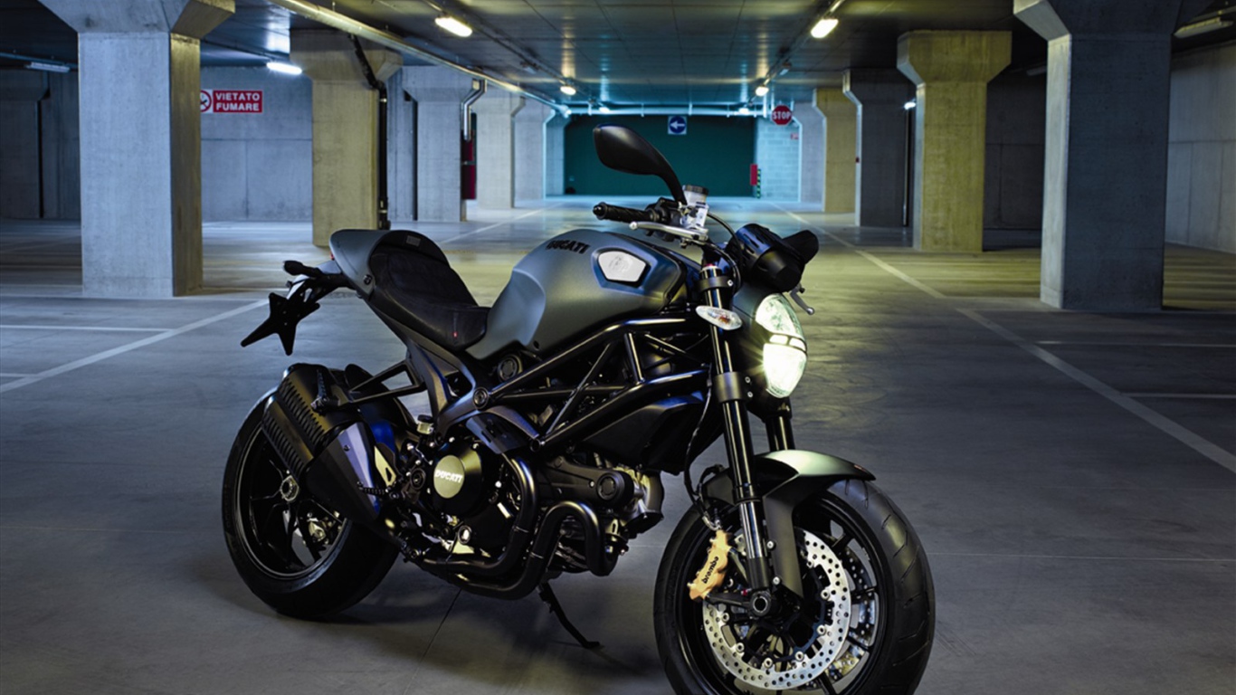 Новый надежный мотоцикл Ducati Monster Diesel