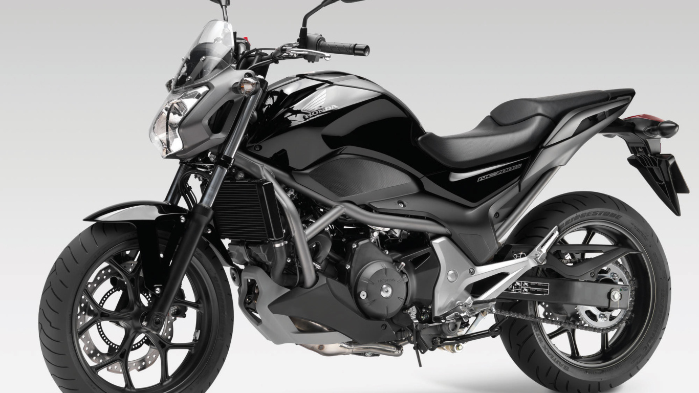 Тест-драйв мотоцикла Honda NC 700 S