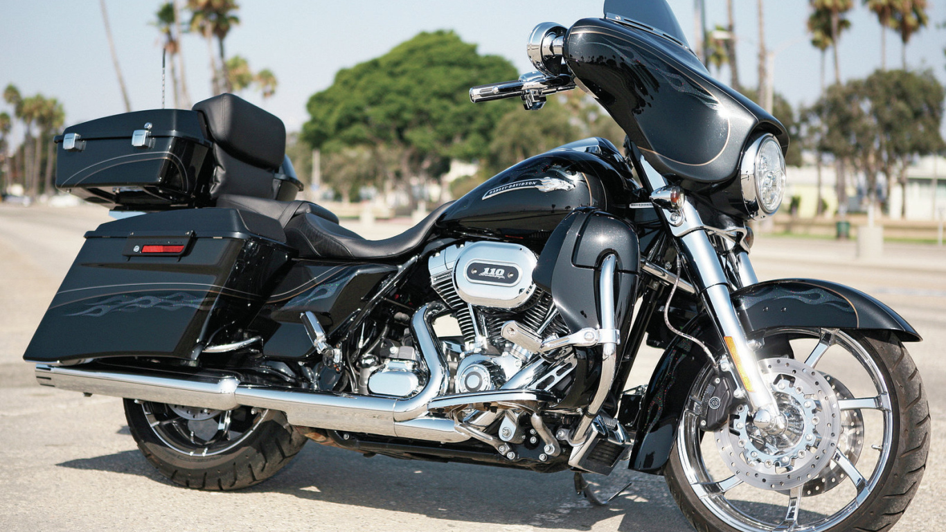 Невероятный мотоцикл Harley-Davidson Street Glide