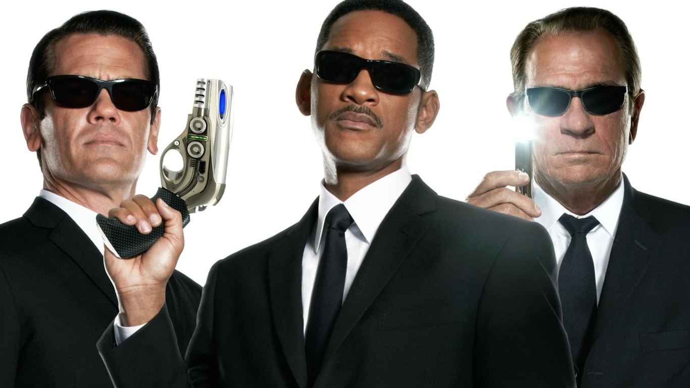 Люди в черном  3