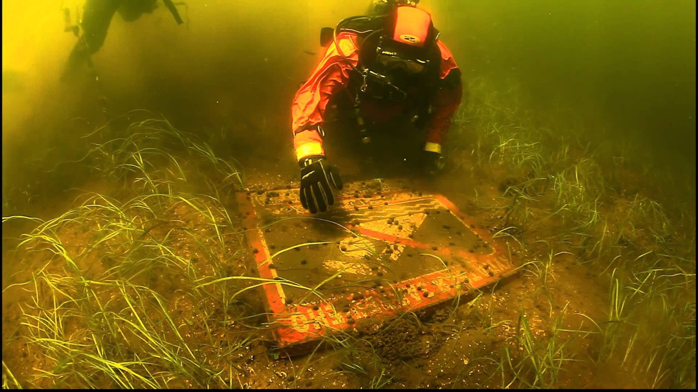 Акваланги на дне