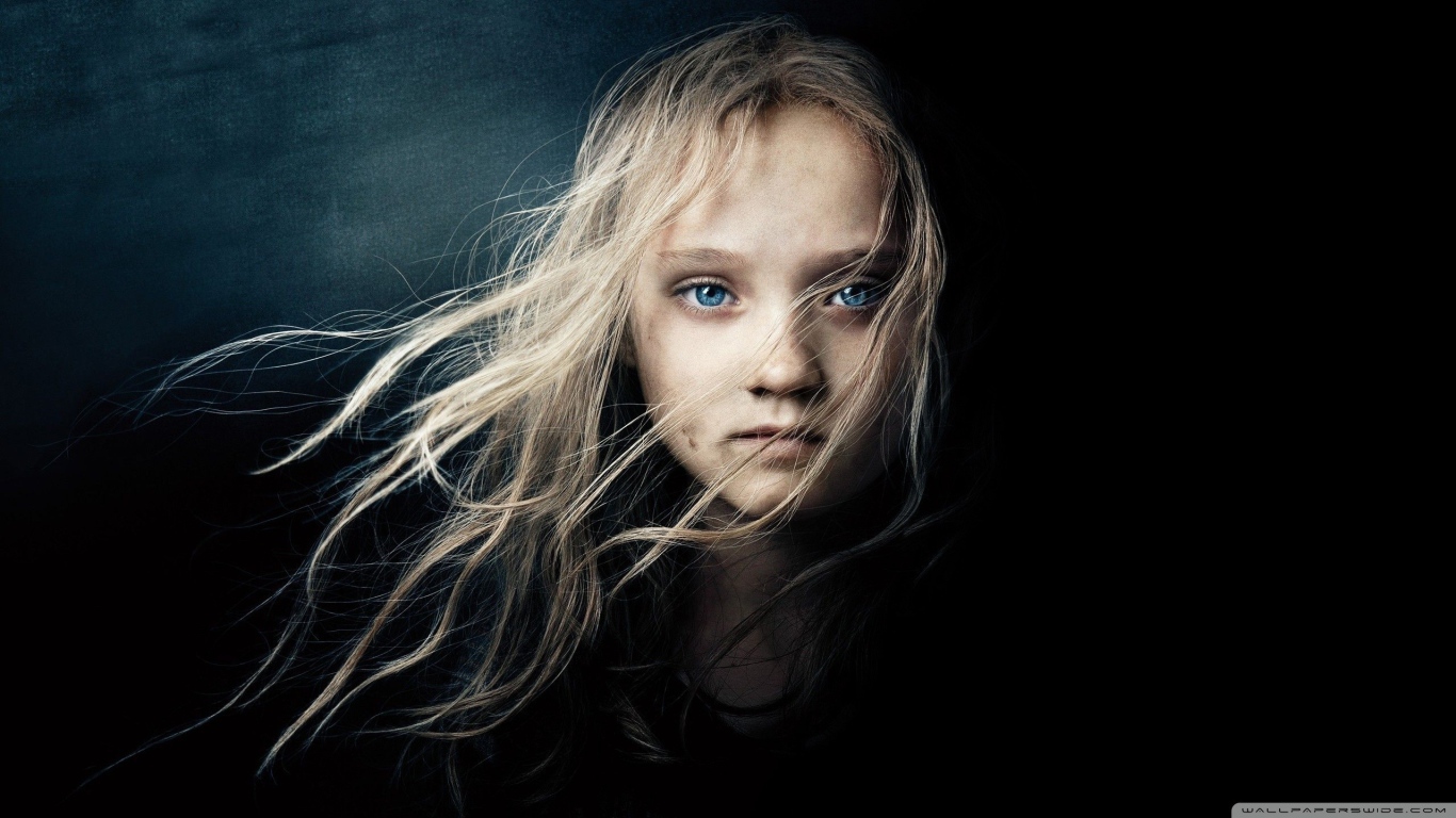 Изабелла с голубыми глазами