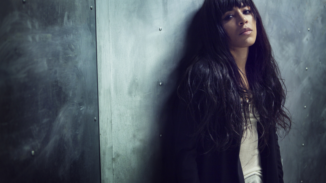 Loreen с длинными волосами