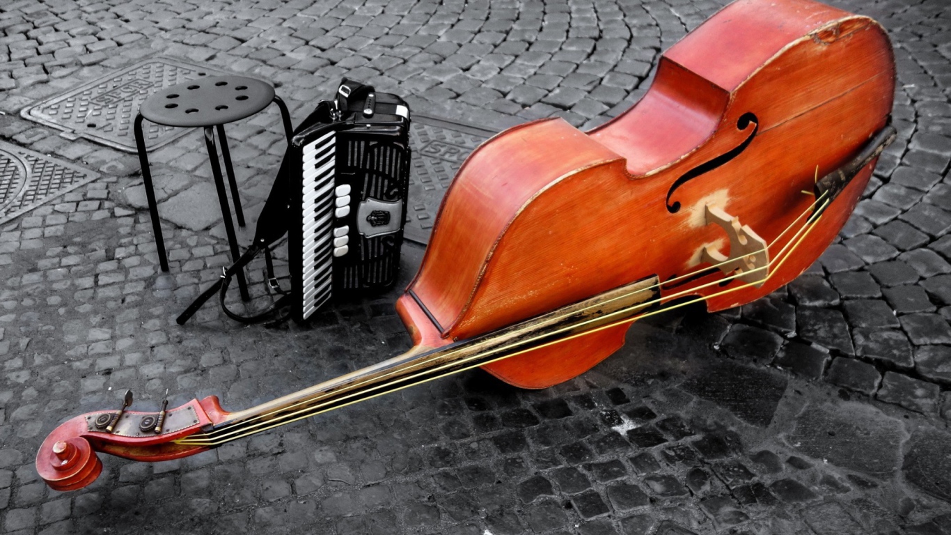 Скрипка и стул