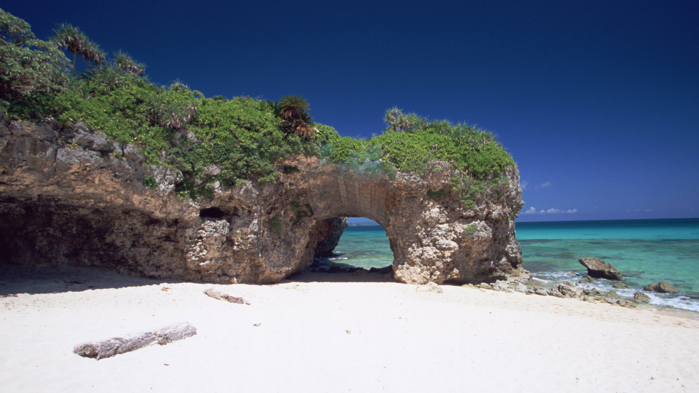 Красивое фото белого пляжа