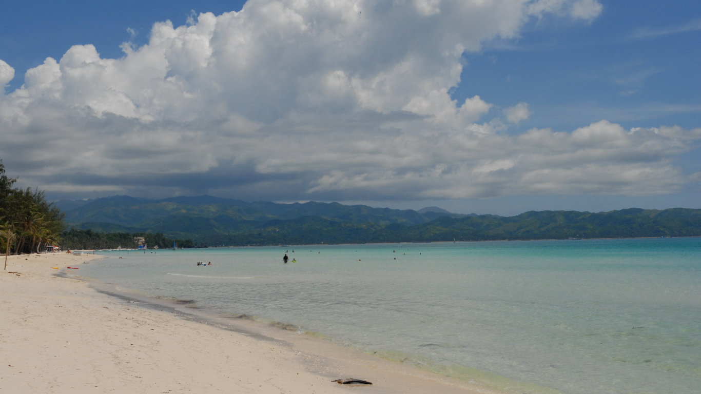 Белый пляж на Острове Боракай