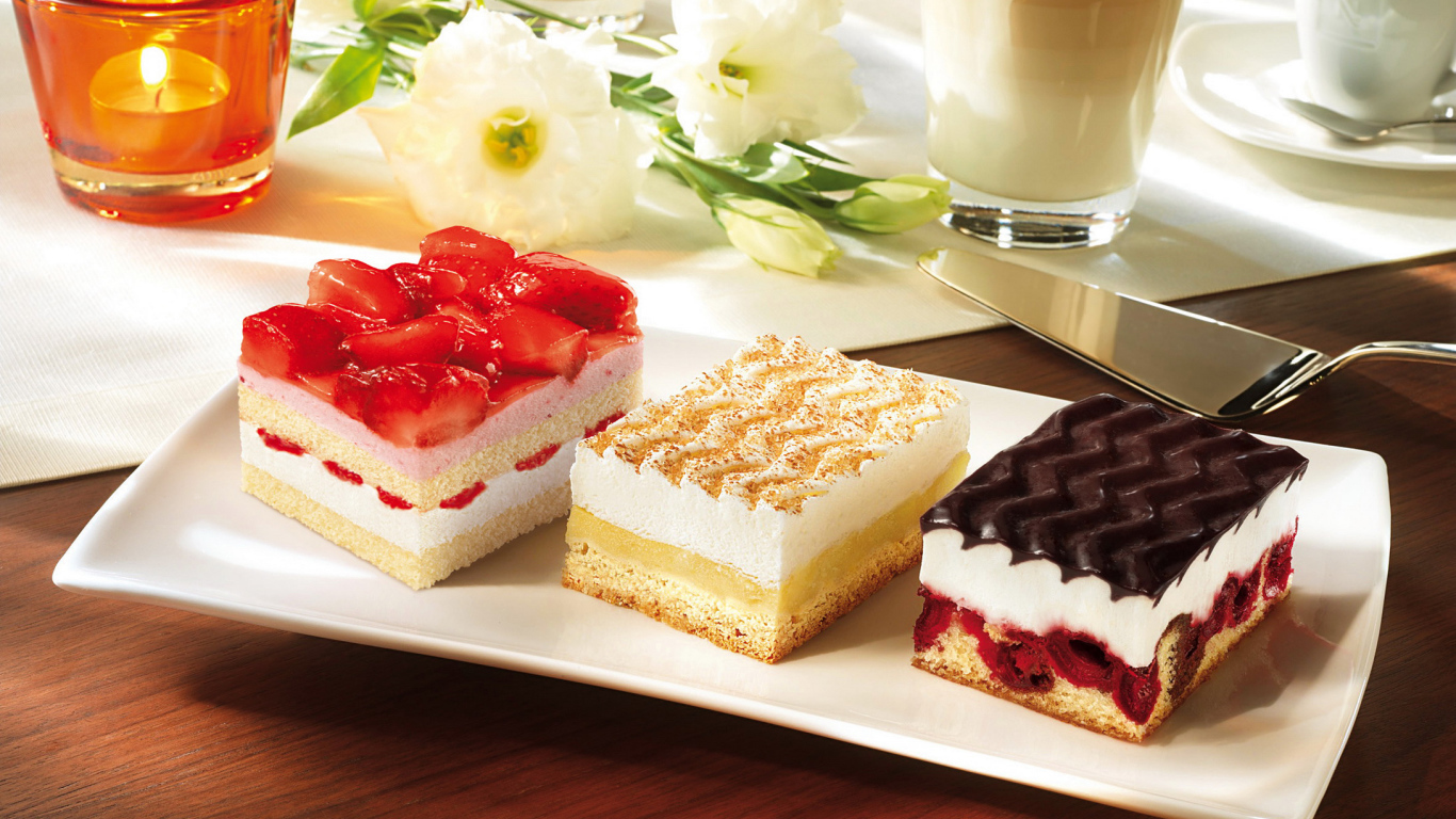 Сладости и цветы эустома (ирландская роза) 