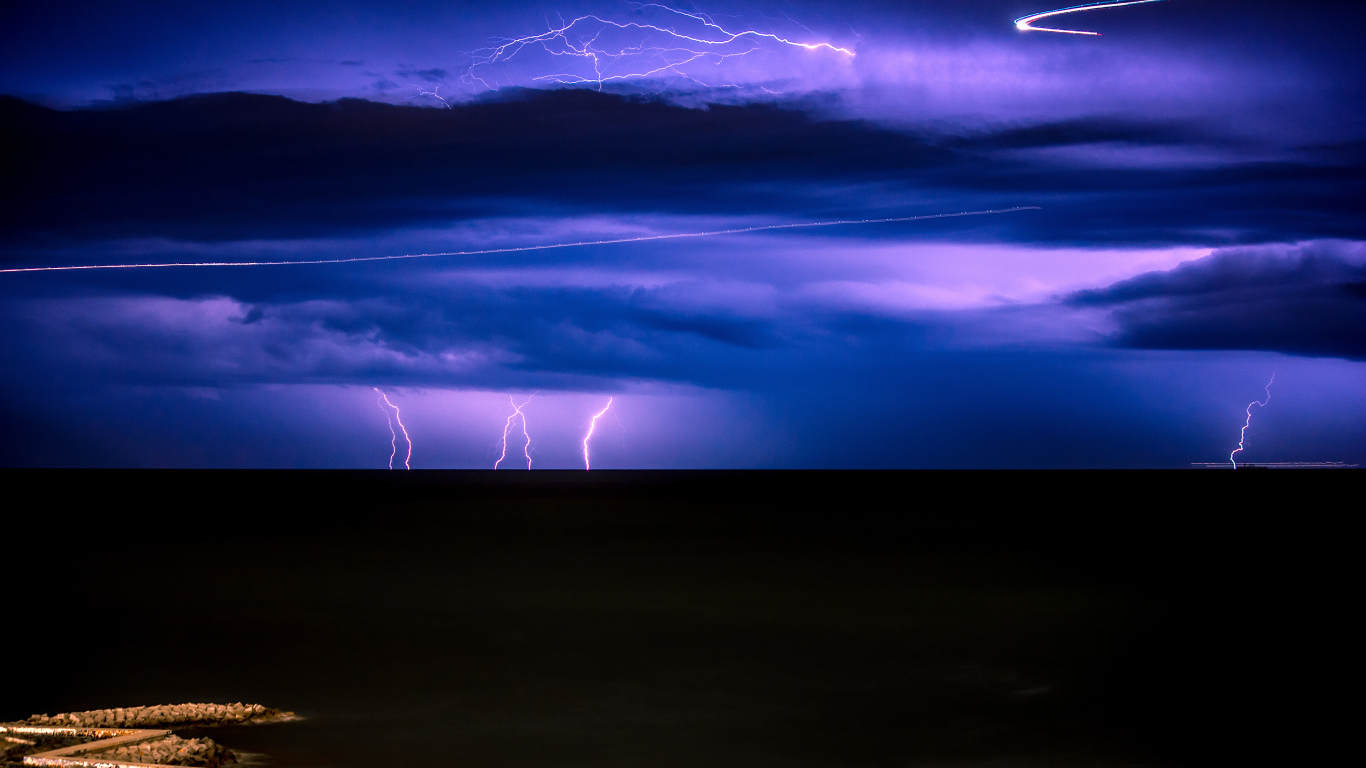 Молнии в Барселоне