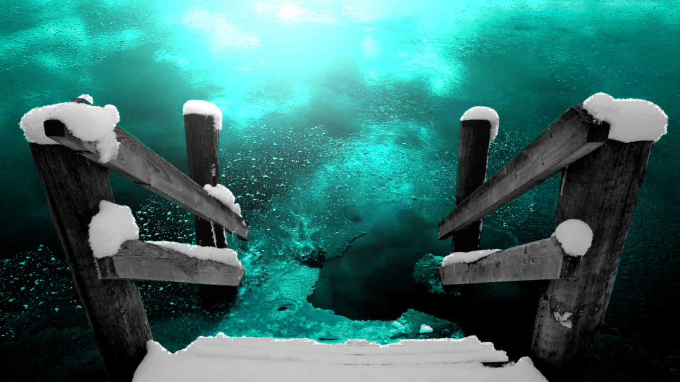 Лестница в ледяную воду