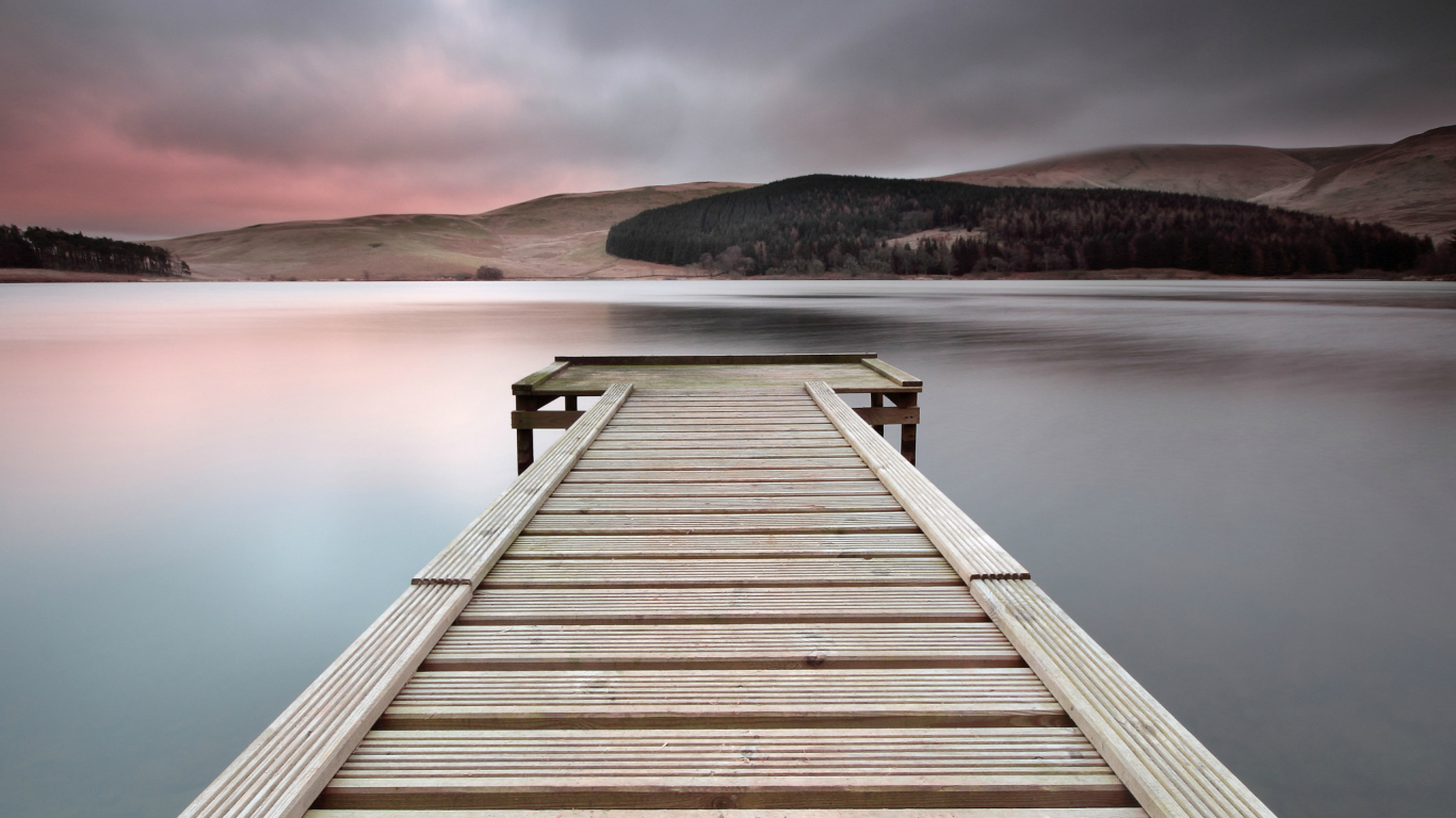 Озеро в Шотландии