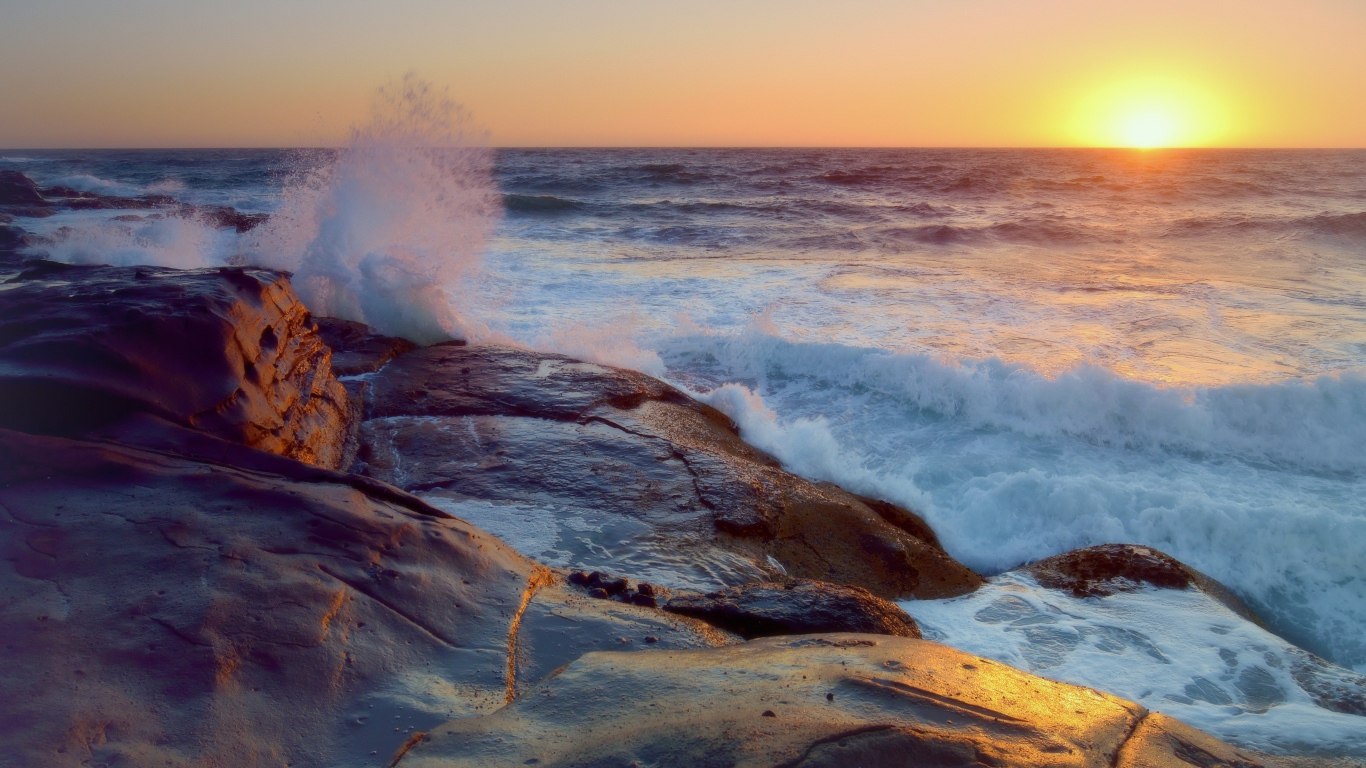 Море волнуется перед закатом