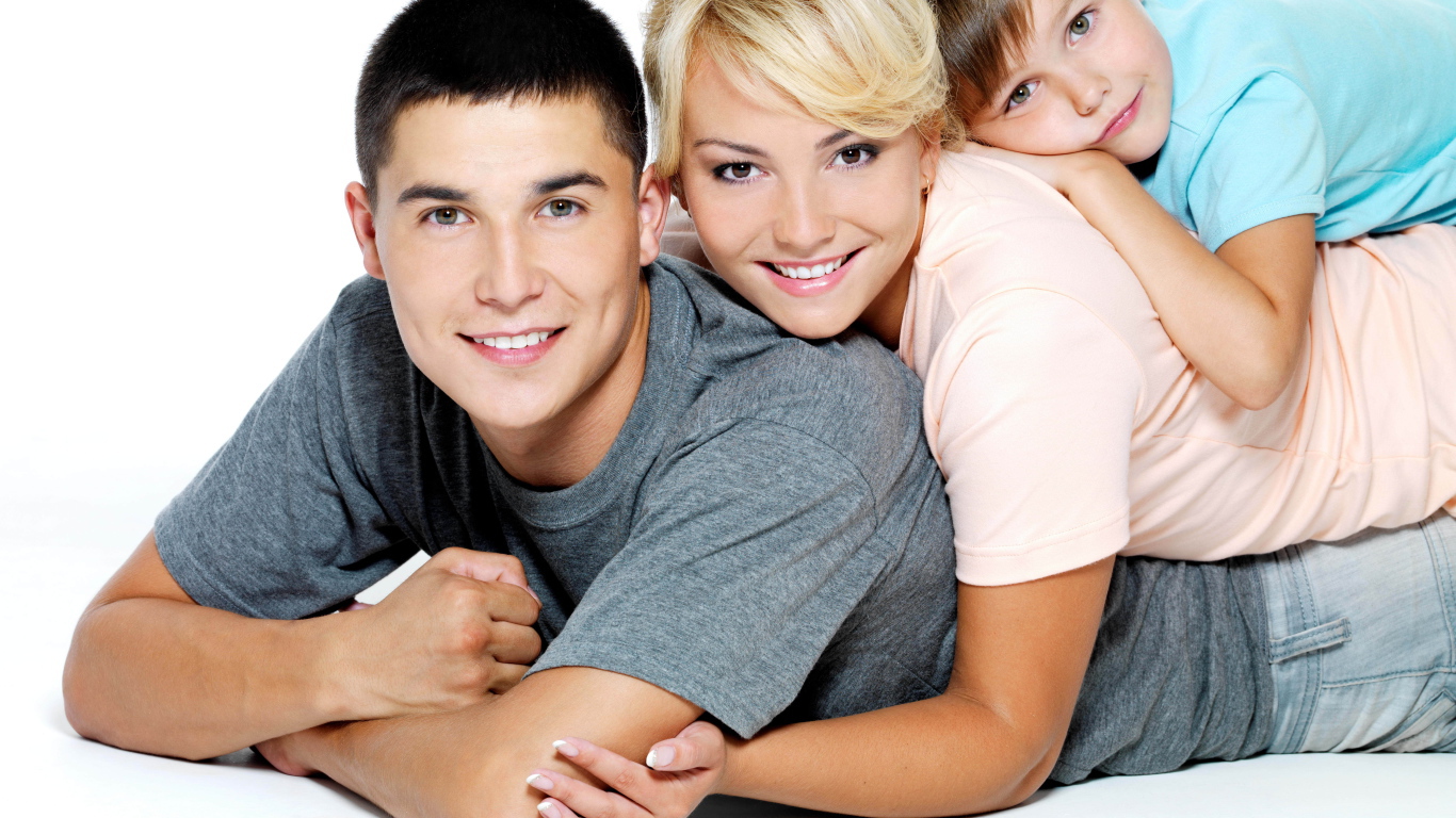 Счастливая семья