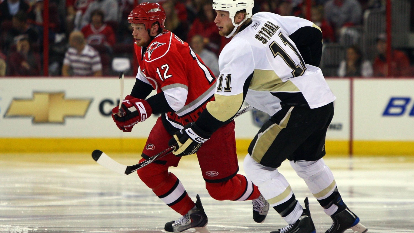 Лучший хоккеист Эрик Стаал