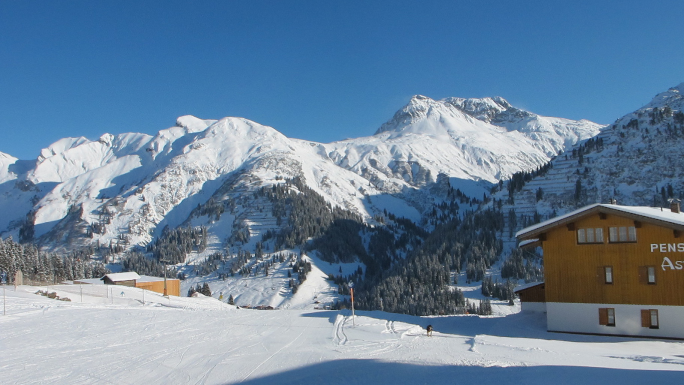 Альпы на горнолыжном курорте Лех, Австрия