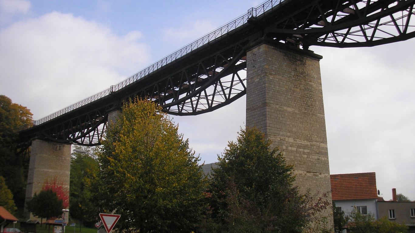 Мост в городе Лэнгенфельд, Австрия