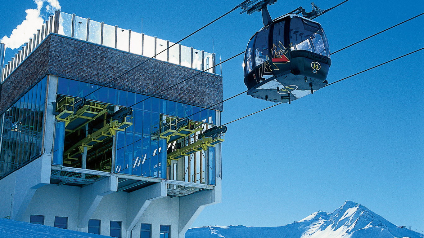 Здание подъемника на горнолыжном курорте Ишгль, Австрия