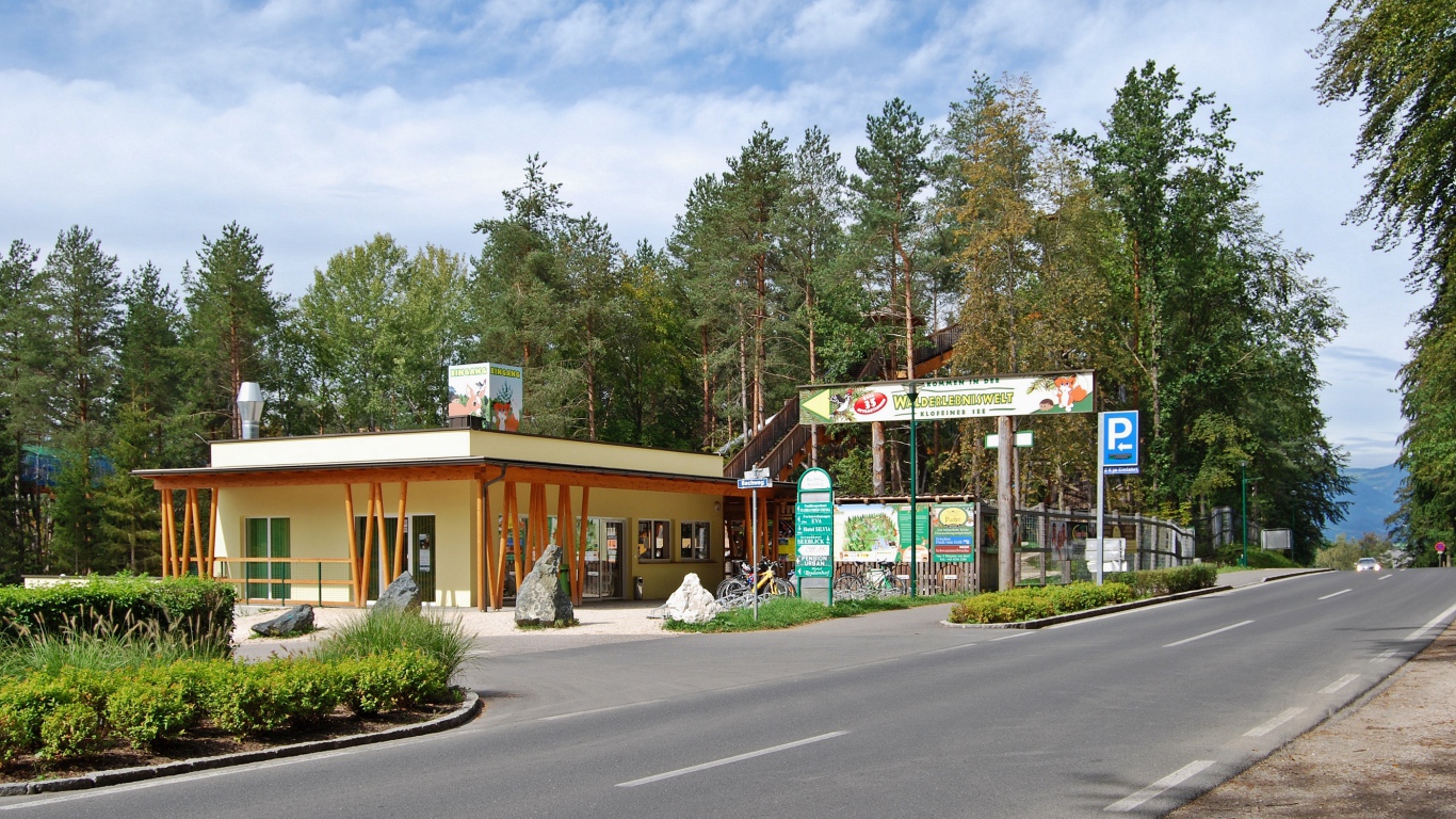 Кафе в окрестностях озера Клопайнер Зее, Австрия