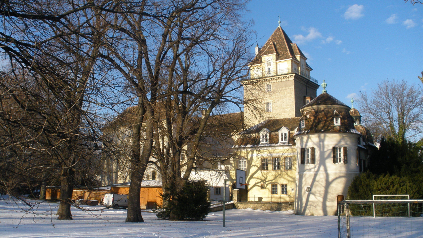 Замок на курорте Баден, Австрия