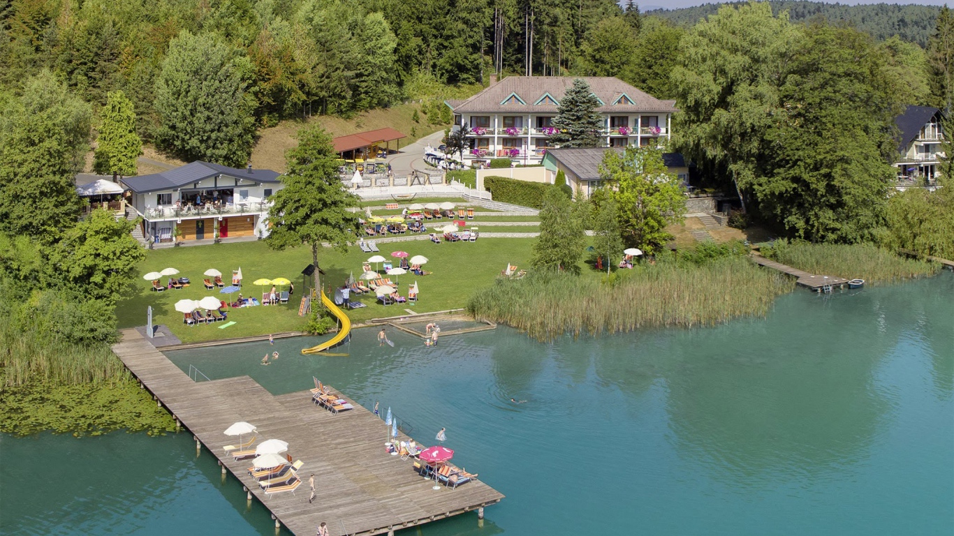 Гостиница на берегу озера Клопайнер Зее, Австрия