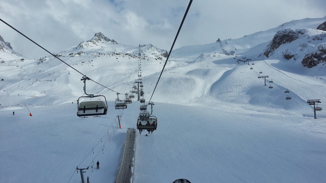 Подъемник на горнолыжном курорте Серфаус, Австрия