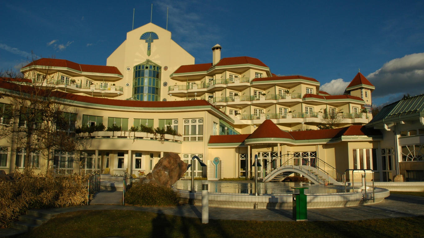 Роскошный отель на курорте Бад Татцмансдорф, Австрия