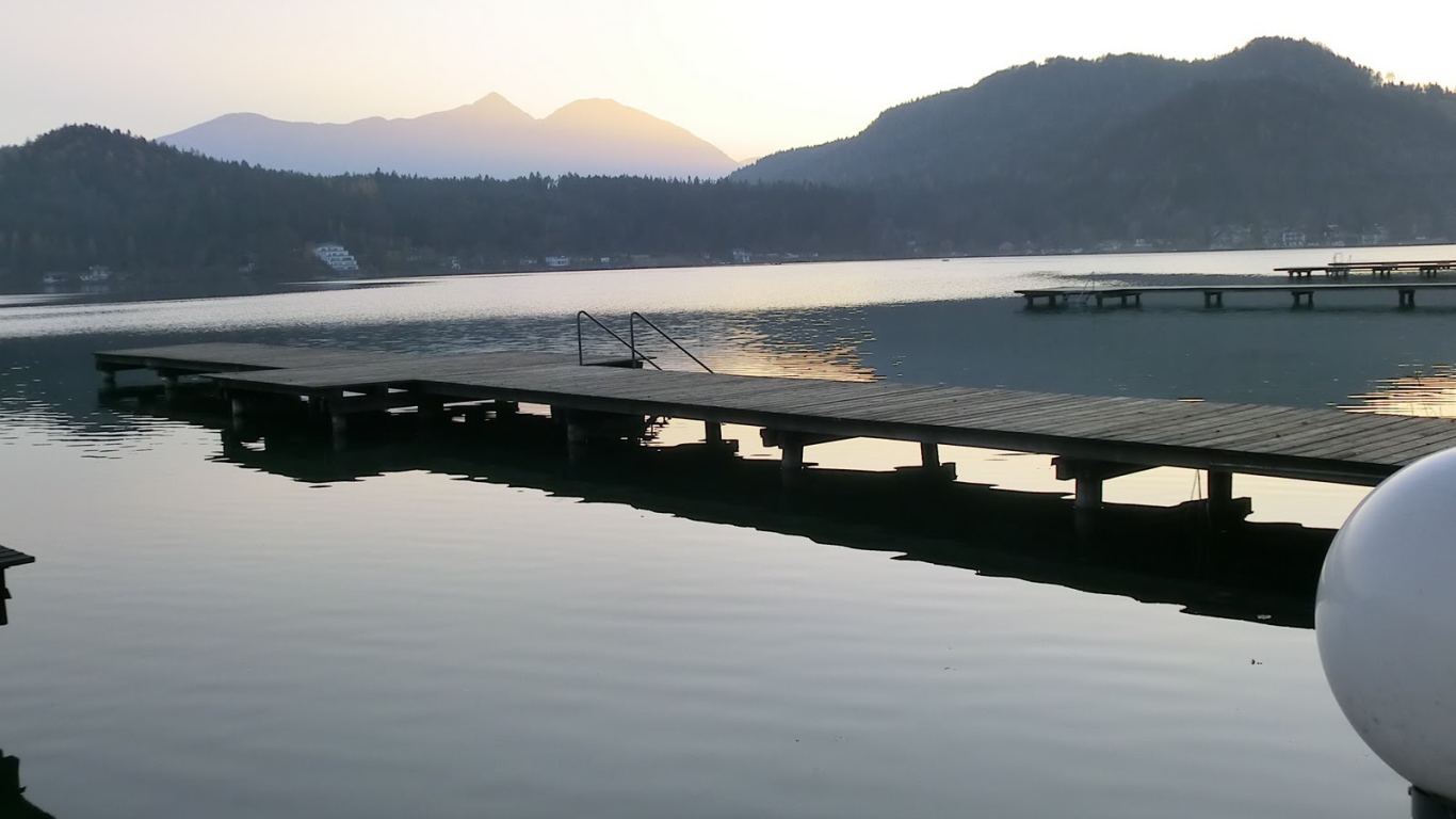 Причал на озере Клопайнер Зее, Австрия