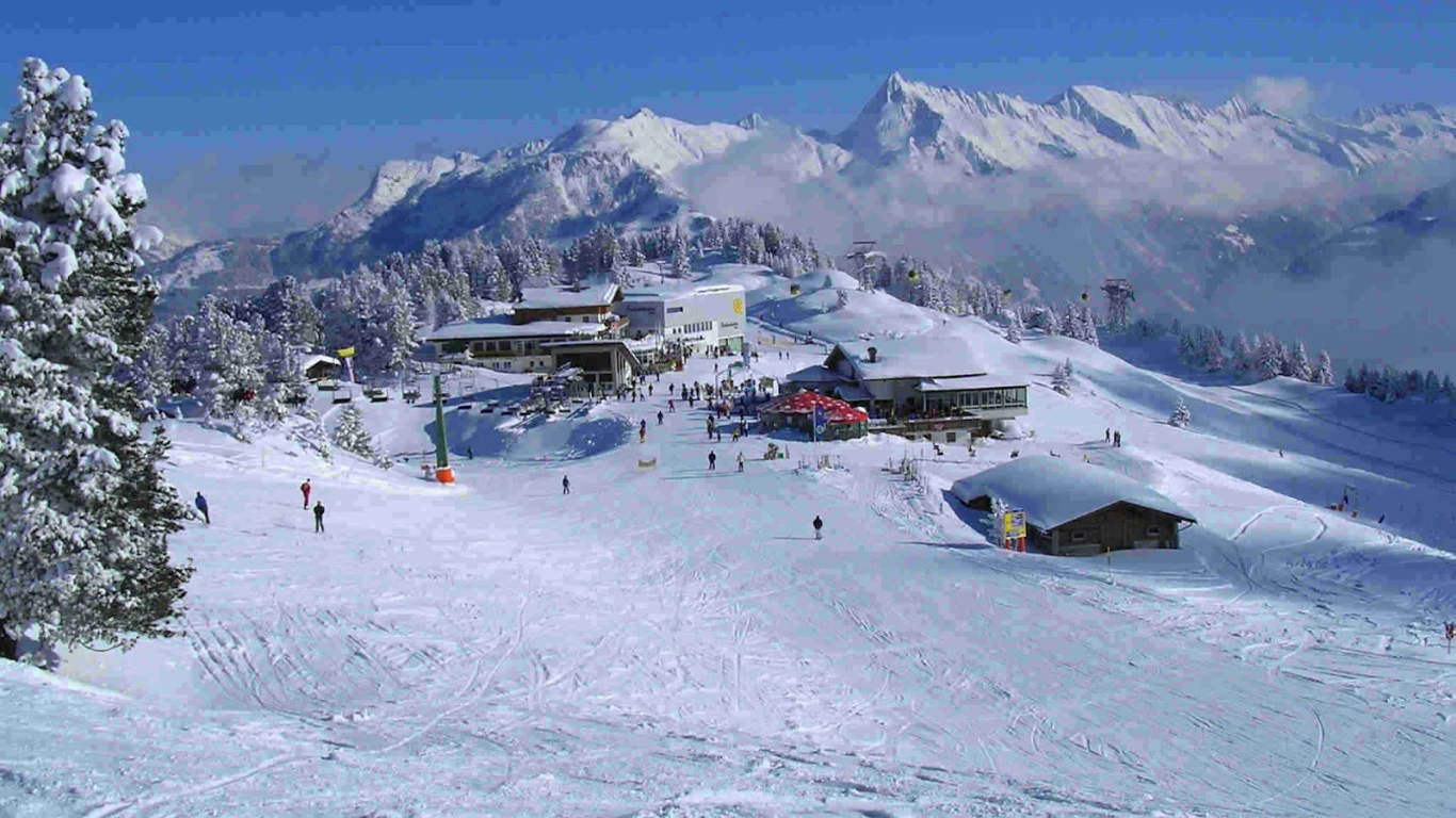 Лыжная трасса на горнолыжном курорте Майрхофен, Австрия