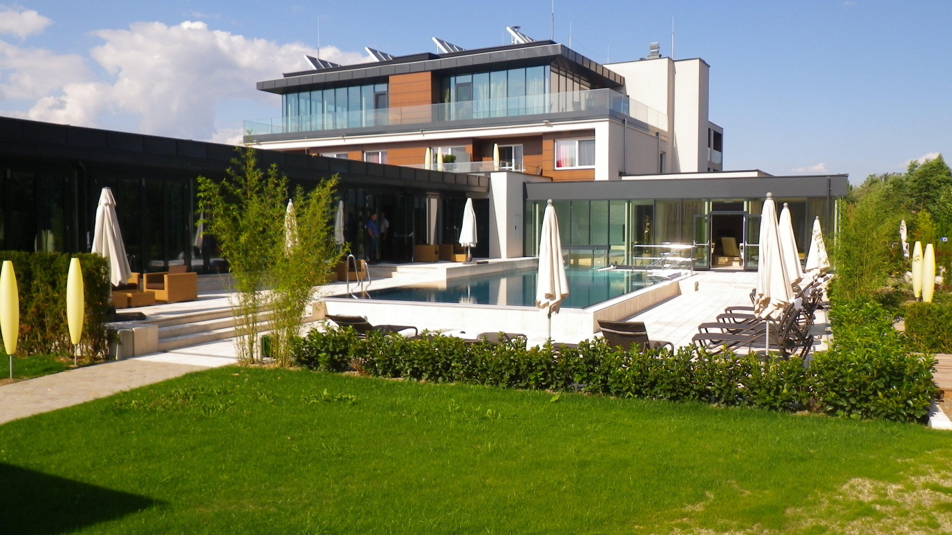 Отдых в отеле на курорте Бад Татцмансдорф, Австрия