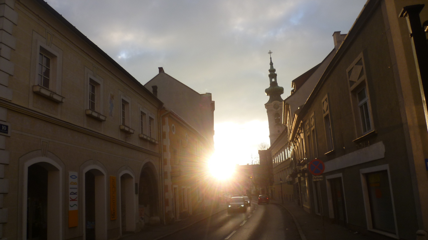 Закат в городе Гайнберг, Австрия