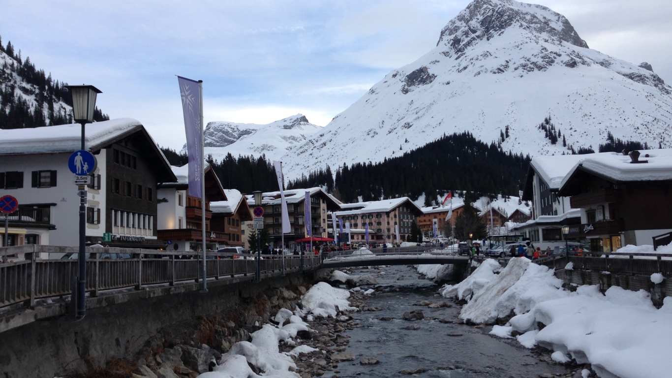 Городские дома на горнолыжном курорте Лех, Австрия