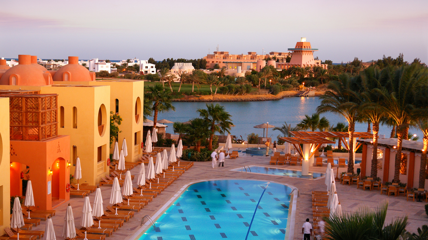 Роскошный отель на курорте Эль Гуна, Египет