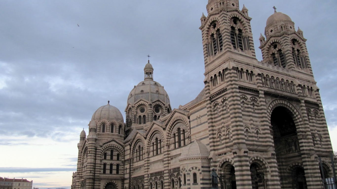 Собор в городе Марсель, Франция