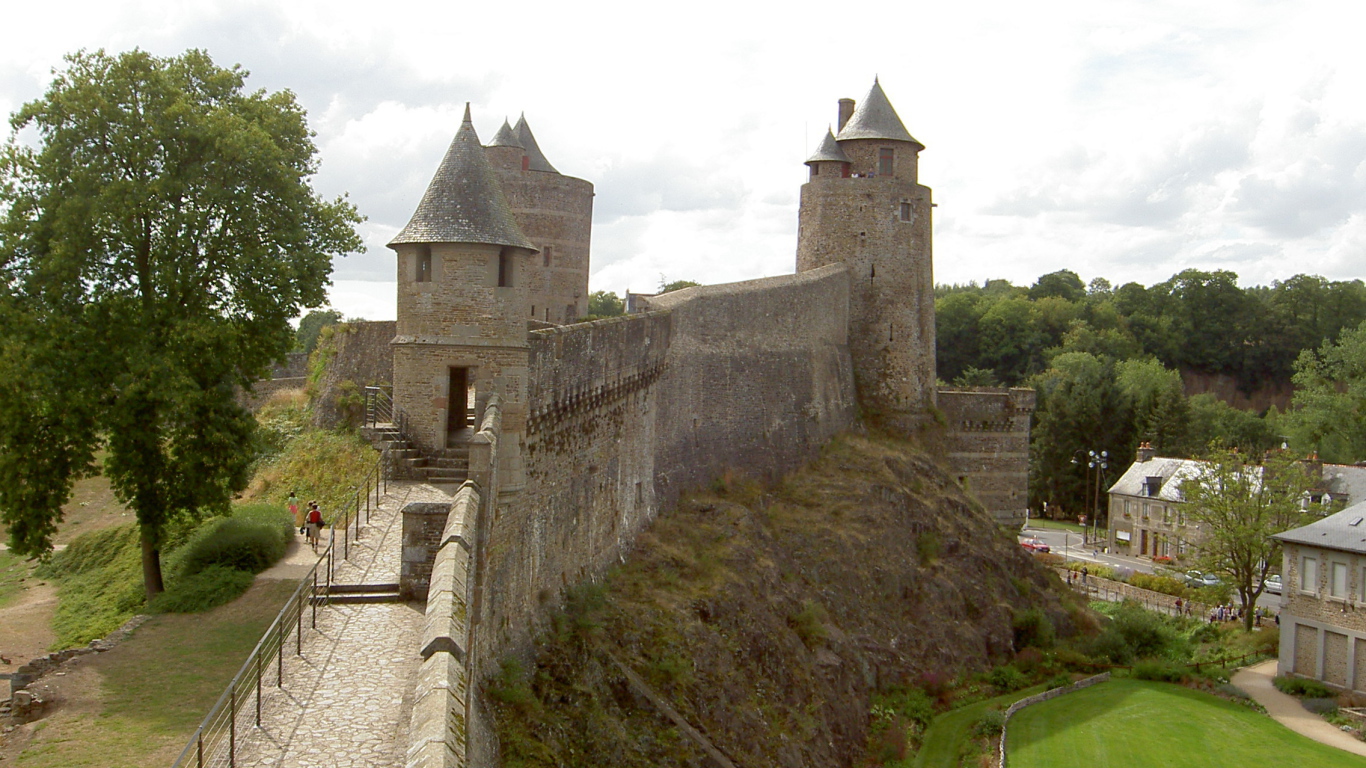 Крепостные стены в Бретань, Франция