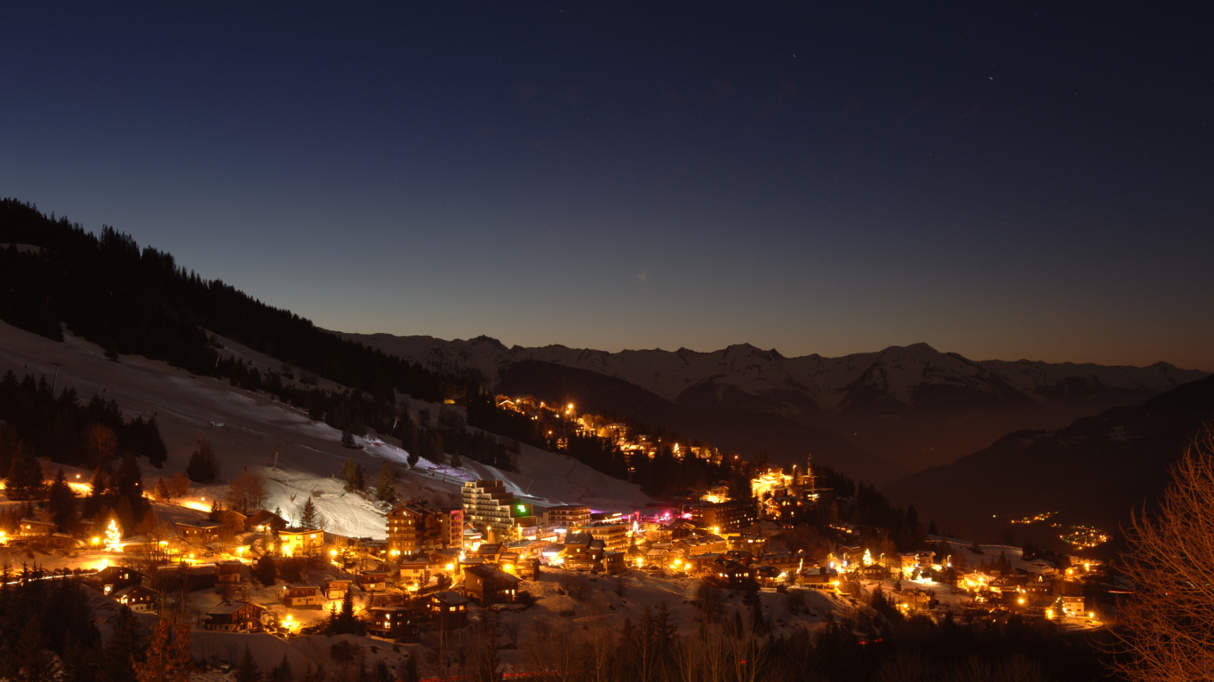 Ночь на горнолыжном курорте Куршевель, Франция