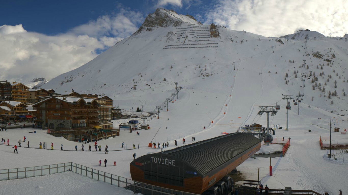 Лыжная база на горнолыжном курорте Тинь, Франция