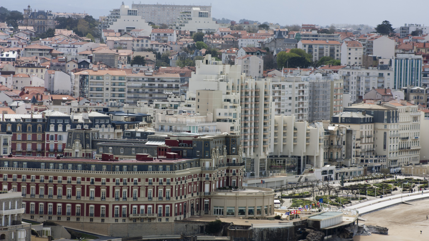 Городские дома на курорте Биарриц, Франция