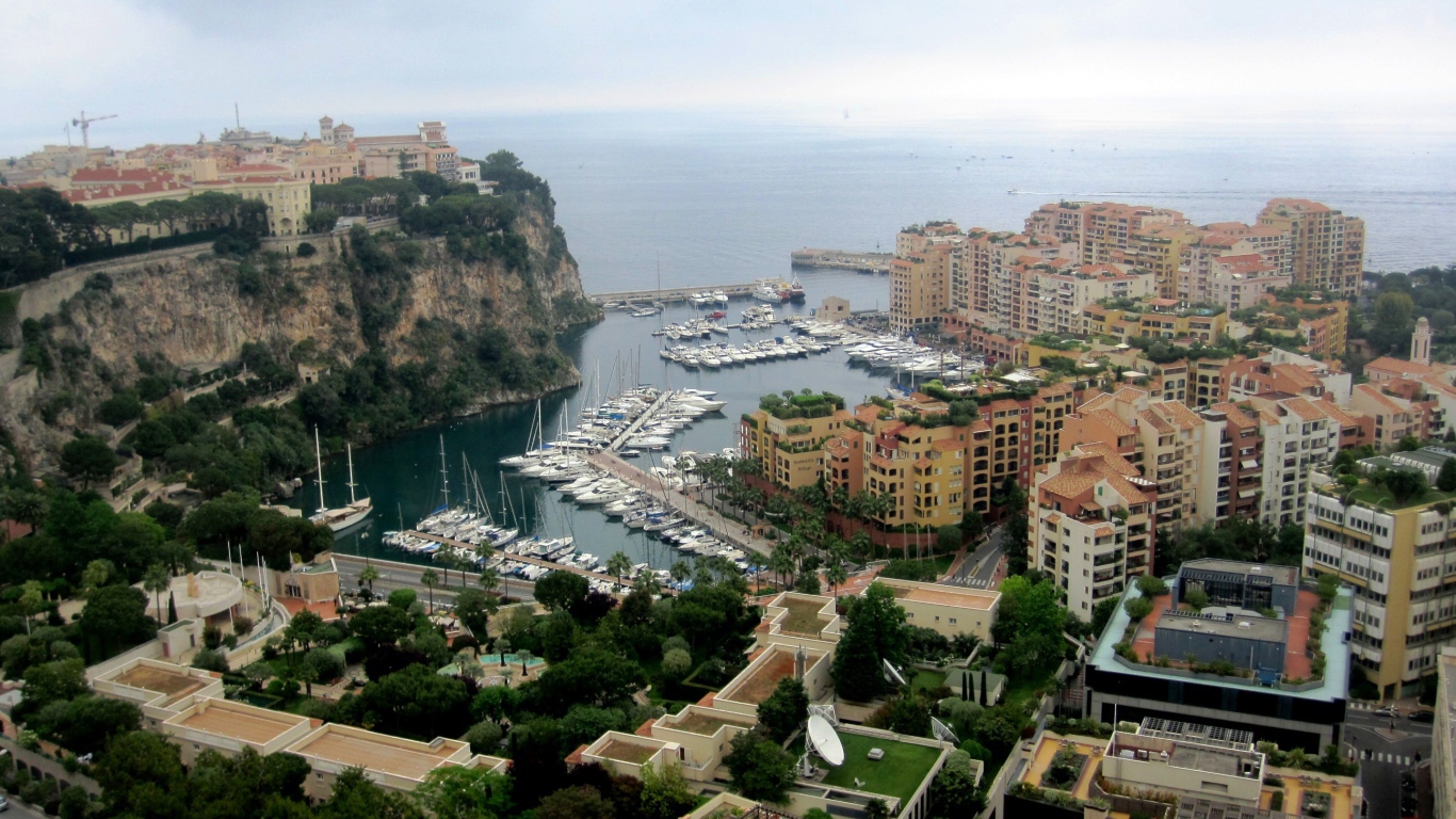 Городские здания в Монако