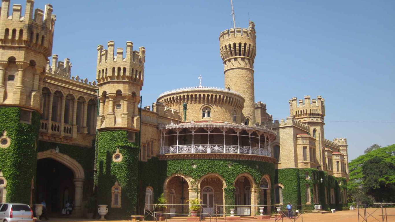 Красивый замок в Бангалоре