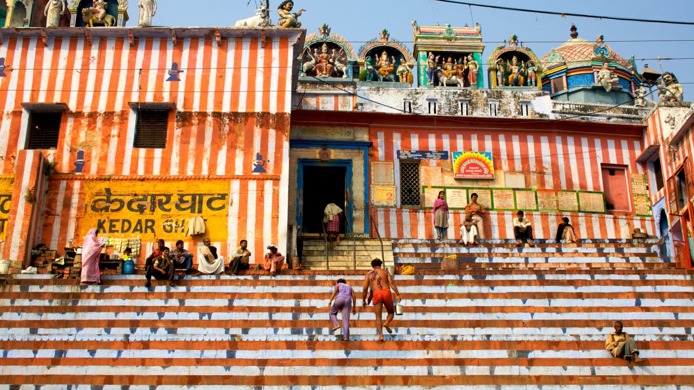 Красочные улицы в Варанаси