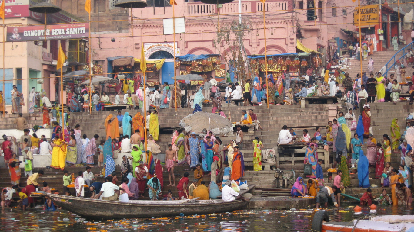 Столпотворение в городе Варанаси