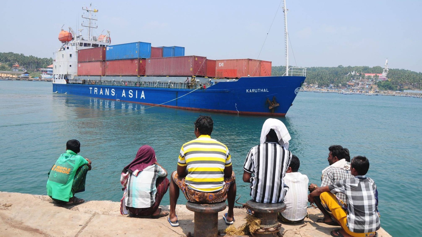 Люди на пристани в Бейпуре