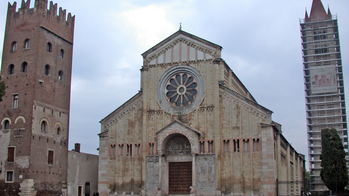 Собор в Вероне, Италия