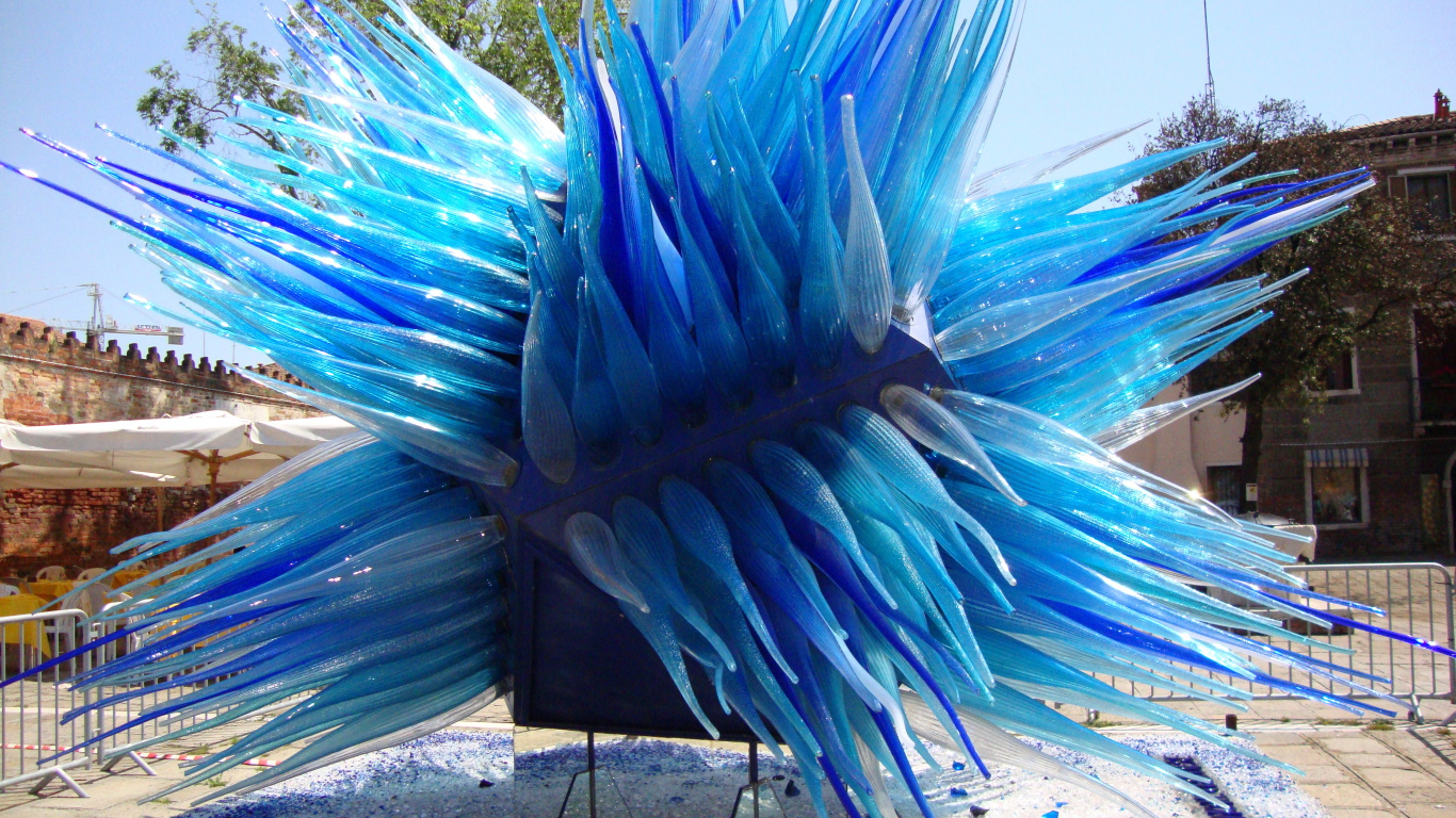 Стеклянная скульптура на острове Мурано, Италия