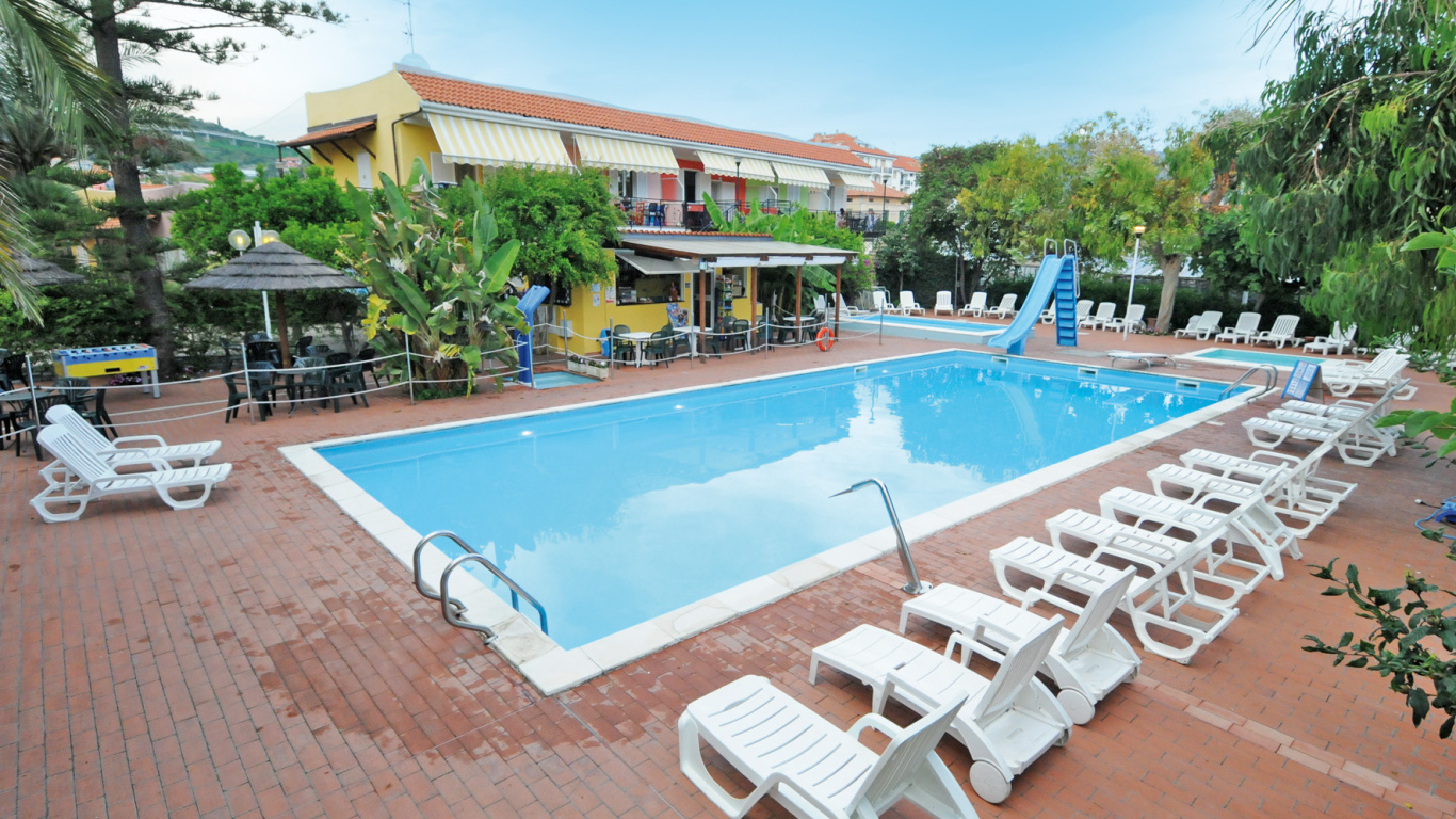 Гостиница на курорте Сан Бартоломео Аль Маре, Италия